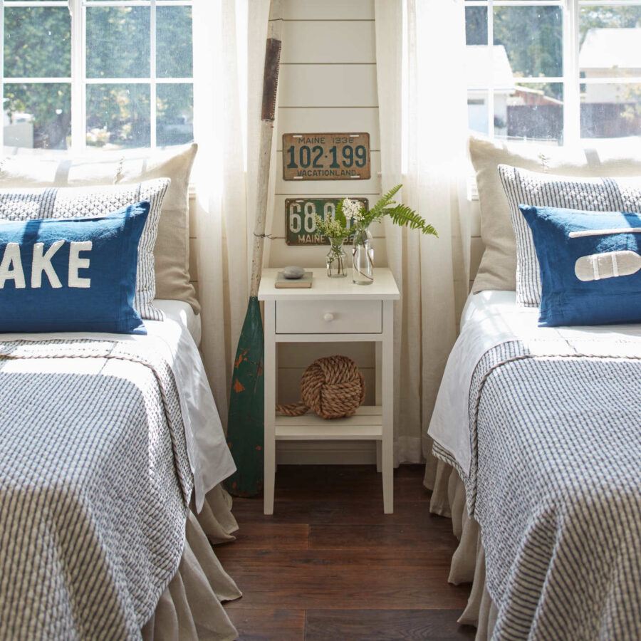 Bergen Indigo Twin Pillow Lake and Paddle
