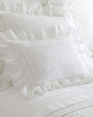 TAYLOR LINENS outlets SHORE ROSE PETAL DUVET