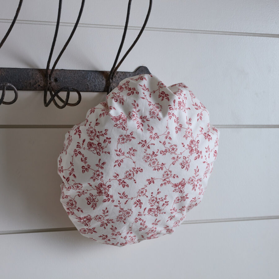 Herriot Vintage Red Shower Cap