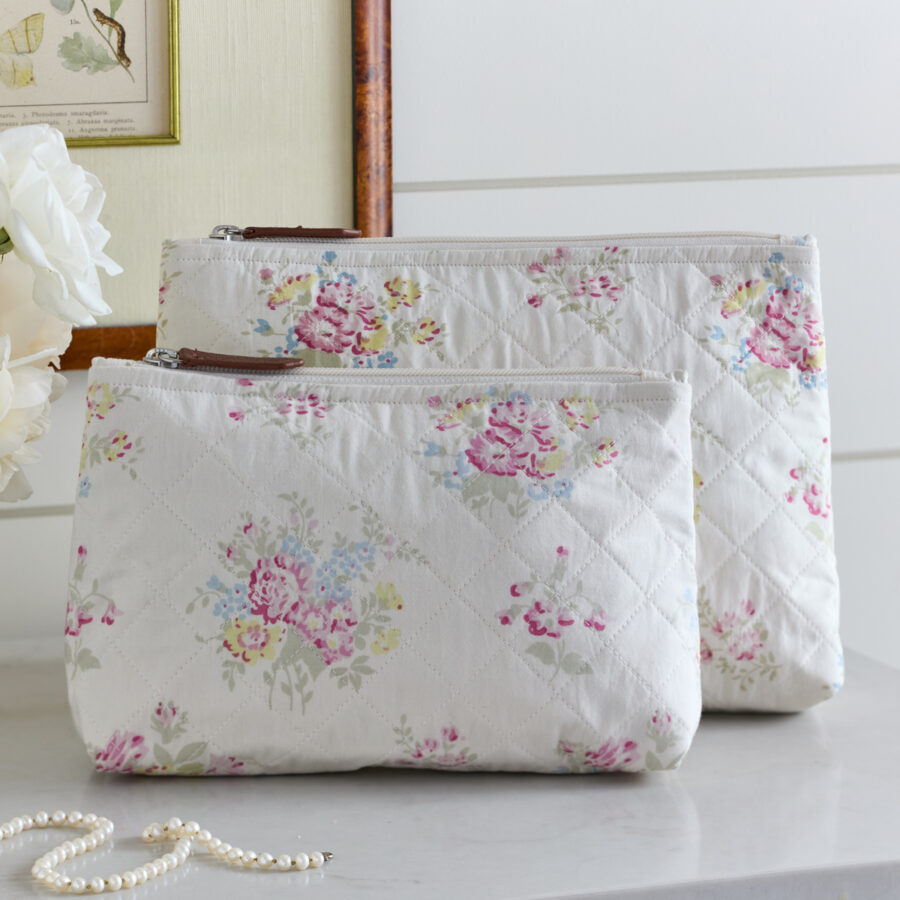 Clovelly Cosmetic Bag