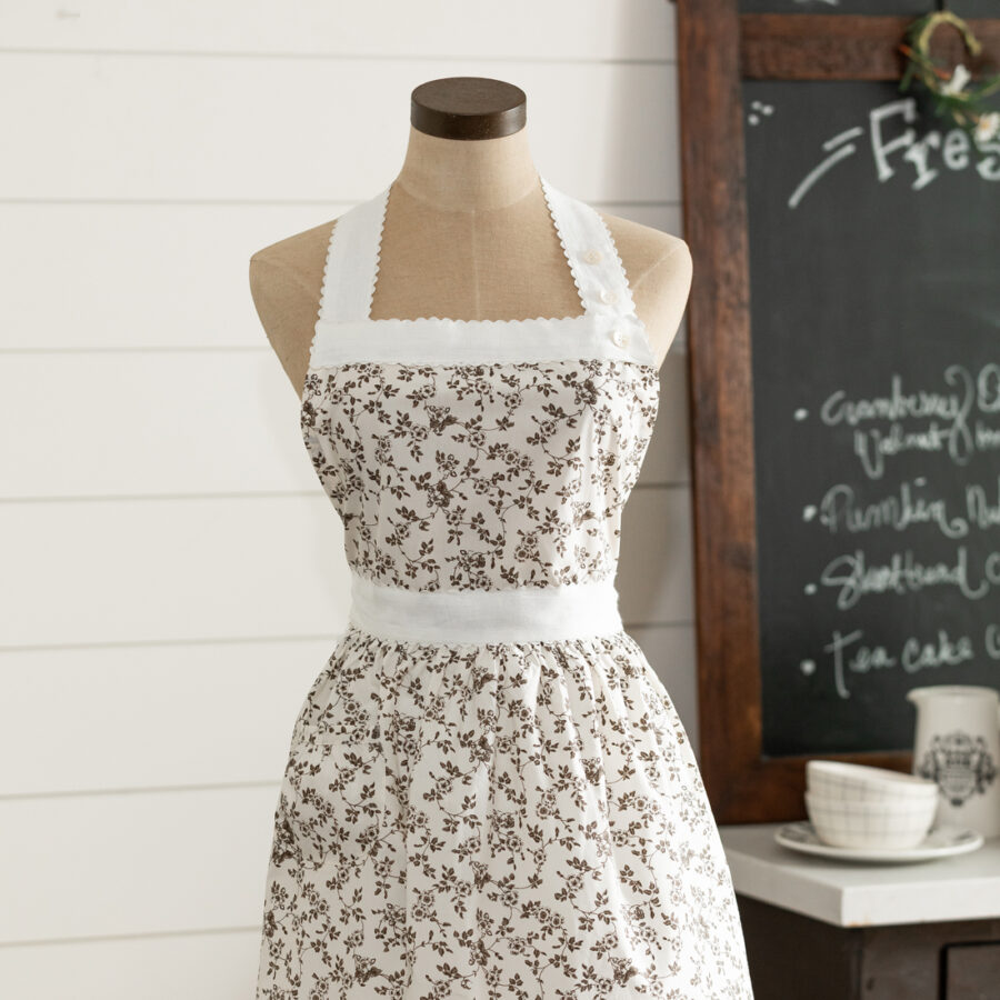 Herriot Brown Apron